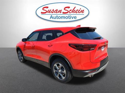 Used 2025 Chevrolet Blazer LT AWD/4WD image 25