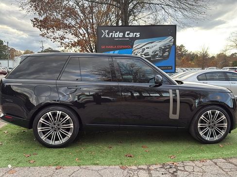Used 2024 Land Rover Range Rover SE image 5
