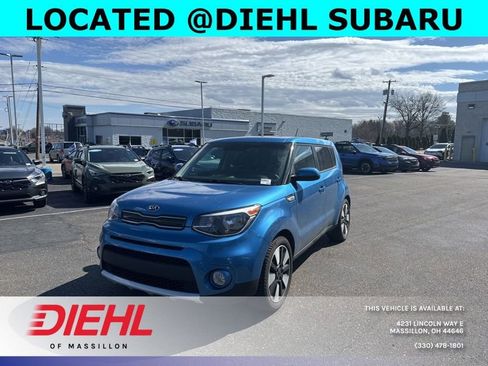 Used 2017 Kia Soul + w/ Designer's Package image 2