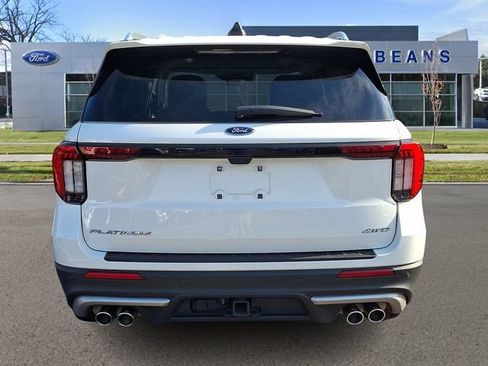 Used 2025 Ford Explorer Platinum w/ Ultimate Package AWD/4WD image 6