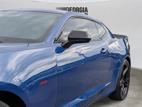 Used 2020 Chevrolet Camaro SS RWD image 7