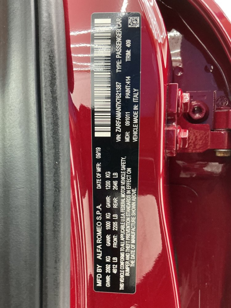 Used 2019 Alfa Romeo Giulia RWD image 50