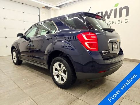 Used 2017 Chevrolet Equinox LS FWD image 3