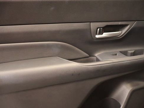 Used 2025 Toyota Grand Highlander AWD image 29