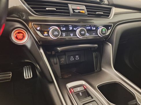 Used 2021 Honda Accord Sport image 15