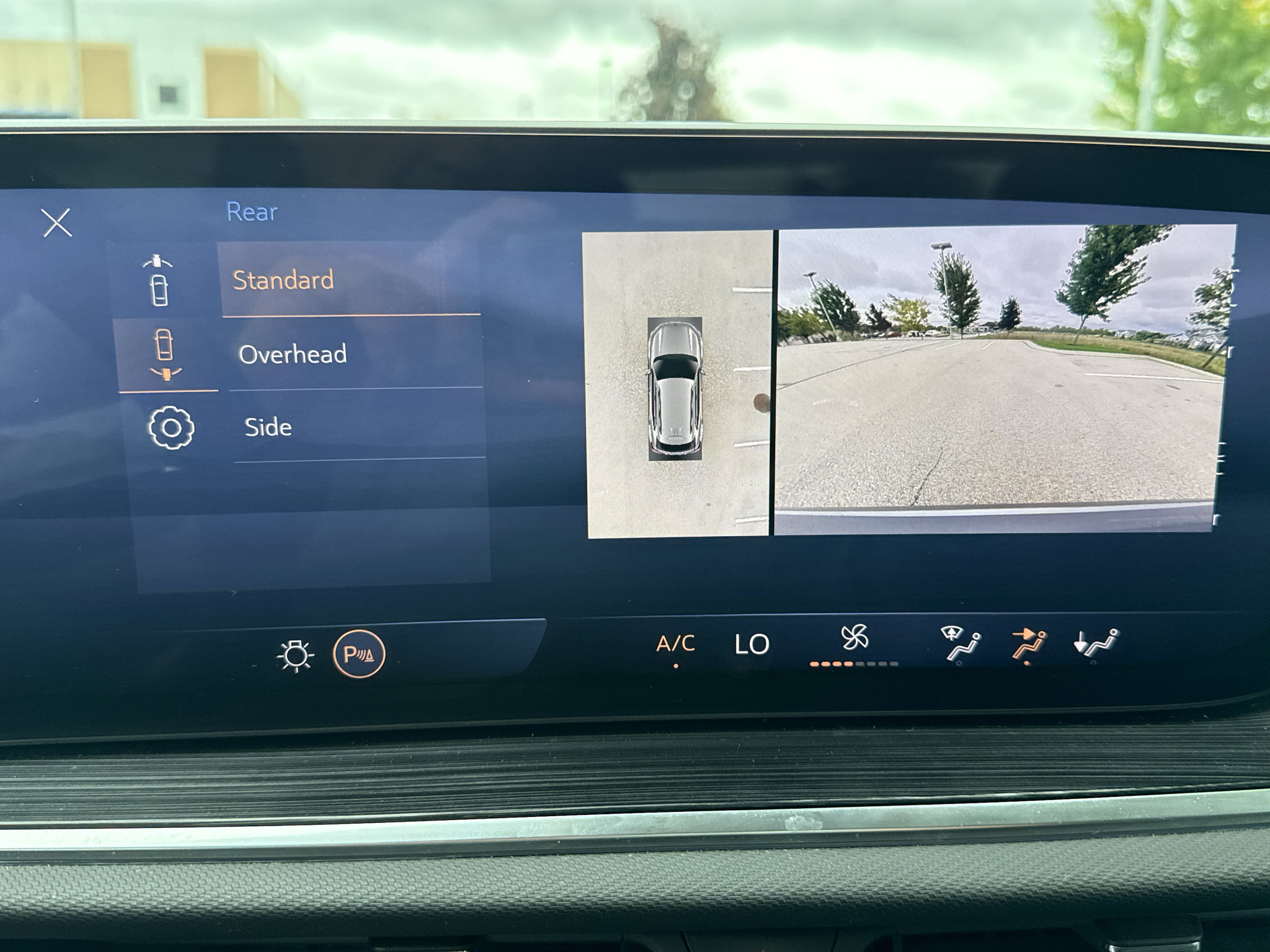 Used 2024 Buick Envision Preferred AWD/4WD image 30