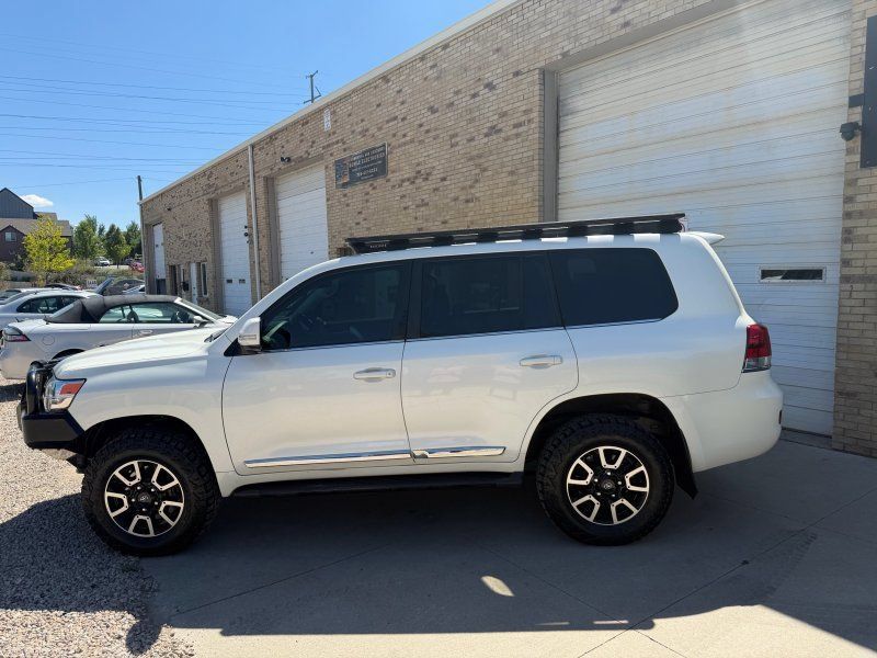 Used 2016 Toyota Land Cruiser AWD/4WD image 5