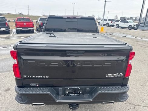 Used 2020 Chevrolet Silverado 1500 High Country w/ Technology Package image 6