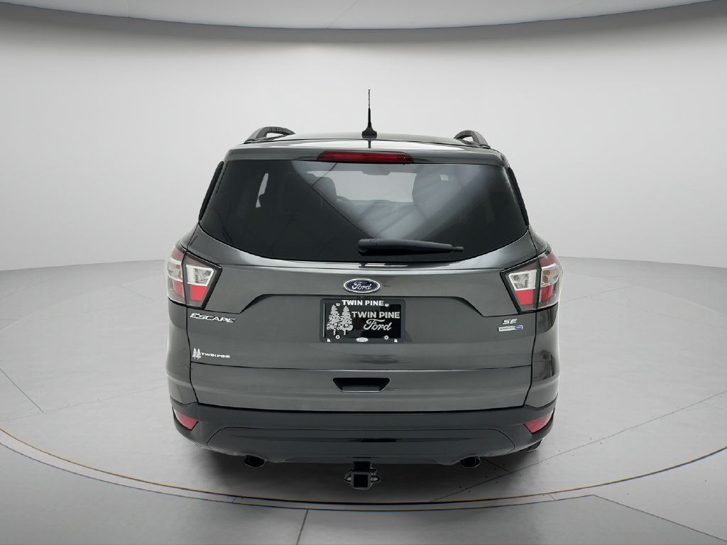 Used 2018 Ford Escape SE w/ SE Sport Appearance Package AWD/4WD image 7