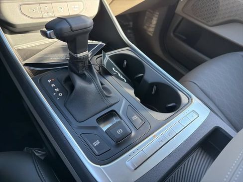 New 2026 Kia Carnival FWD image 21
