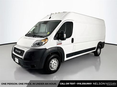 Used 2022 RAM ProMaster 2500 w/ Driver Convenience Group FWD image 1