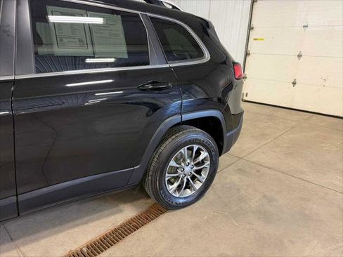 Certified 2020 Jeep Cherokee Latitude Plus w/ Cold Weather Group AWD/4WD image 7