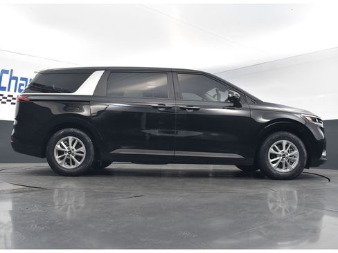 Certified 2024 Kia Carnival LX image 22