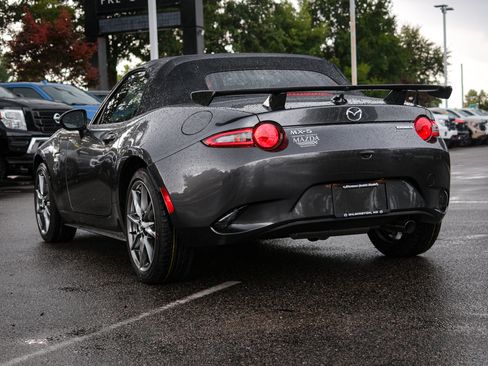 Used 2022 MAZDA MX-5 Miata Grand Touring RWD image 8