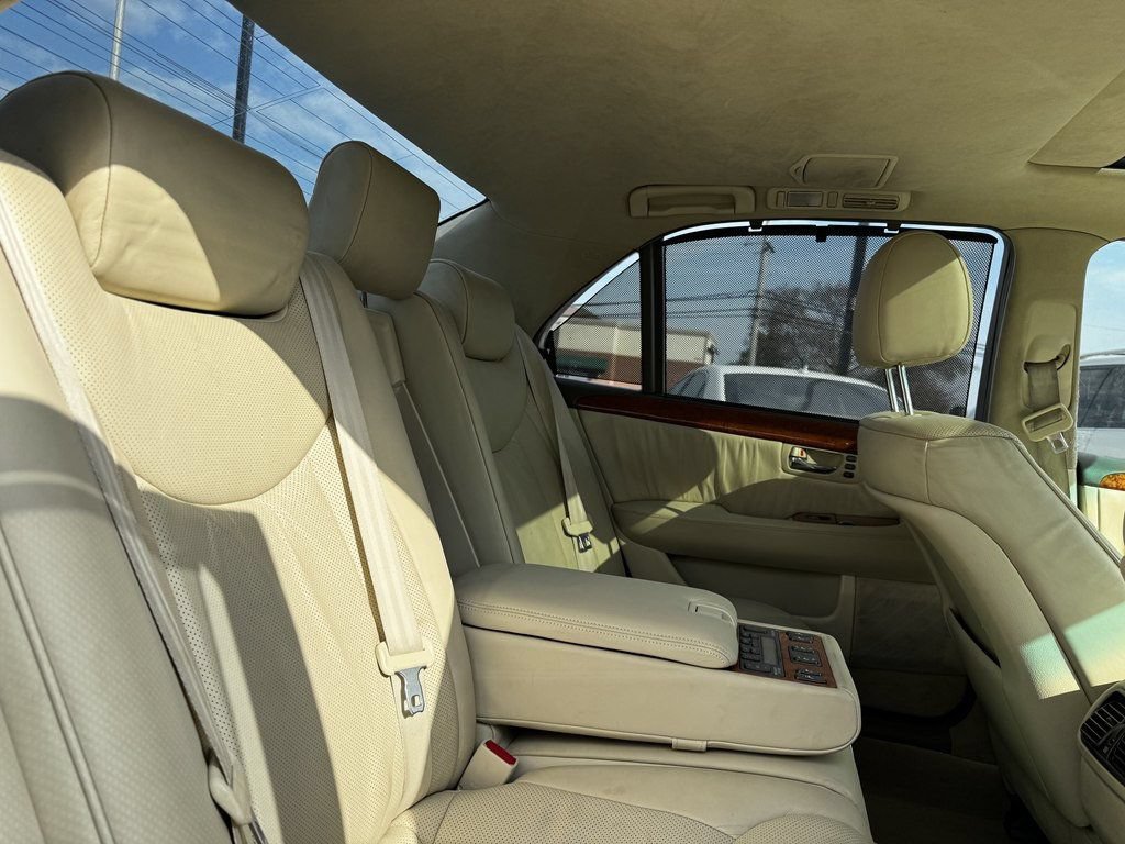 Used 2005 Lexus LS 430 w/ Ultra Luxury Pkg RWD image 20