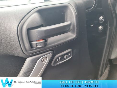 Used 2013 Jeep Wrangler Rubicon w/ PWR Convenience Group AWD/4WD image 12