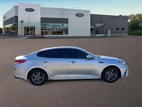 Used 2020 Kia Optima LX FWD image 10