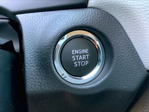 New 2025 Toyota RAV4 XLE image 19