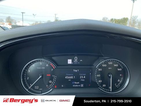 Used 2023 Cadillac XT5 Premium Luxury image 14