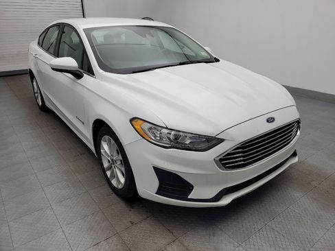 Used 2019 Ford Fusion SE image 13
