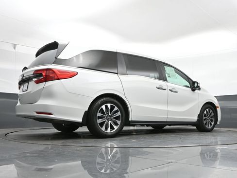 Used 2023 Honda Odyssey EX-L image 34