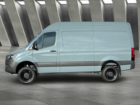 Used 2026 Mercedes-Benz Sprinter 2500 image 7