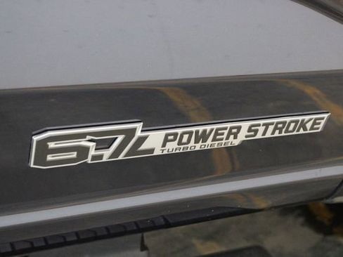 Used 2024 Ford F250 Lariat w/ Lariat Ultimate Package image 46