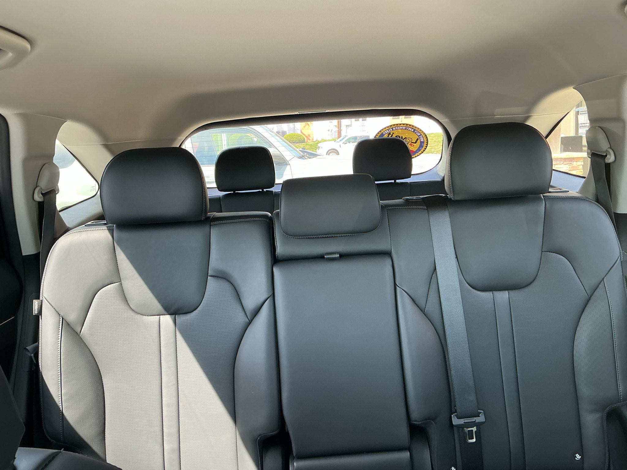 Used 2025 Kia Sorento S AWD/4WD image 23