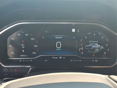 Used 2022 Chevrolet Silverado 1500 LT Trail Boss AWD/4WD image 11