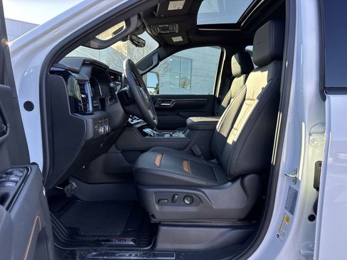 Used 2026 GMC Sierra 2500 AT4 w/ AT4 Premium Plus Package image 16