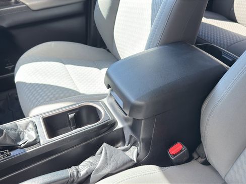 Used 2021 Toyota Tacoma SR AWD/4WD image 29