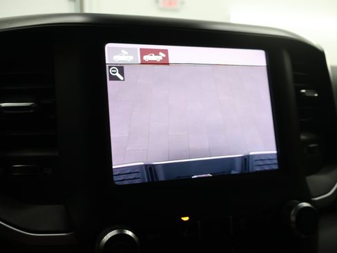 Used 2020 RAM 2500 Big Horn w/ Level 2 Equipment Group AWD/4WD image 17