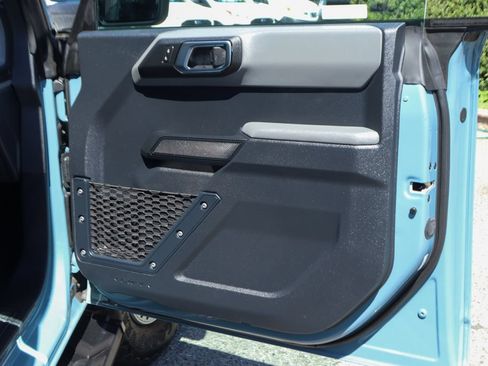 Used 2023 Ford Bronco Big Bend w/ Sasquatch Package AWD/4WD image 42