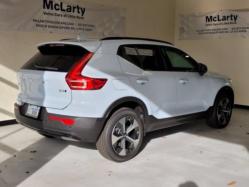 New 2026 Volvo XC40 B5 Plus w/ Protection Package Premier AWD/4WD image 7