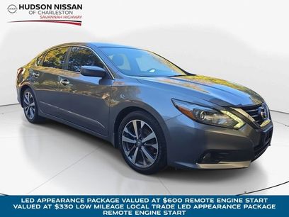 Used 2016 Nissan Altima 2.5 SR w/ LED Appearance Package