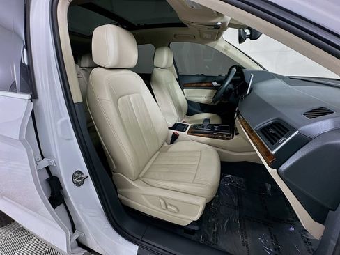 Used 2018 Audi Q5 2.0T Premium Plus w/ Premium Plus Package AWD/4WD image 35