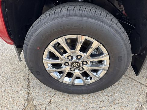 New 2025 Toyota Tacoma Limited image 9