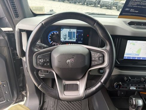 Certified 2022 Ford Bronco Badlands AWD/4WD image 18