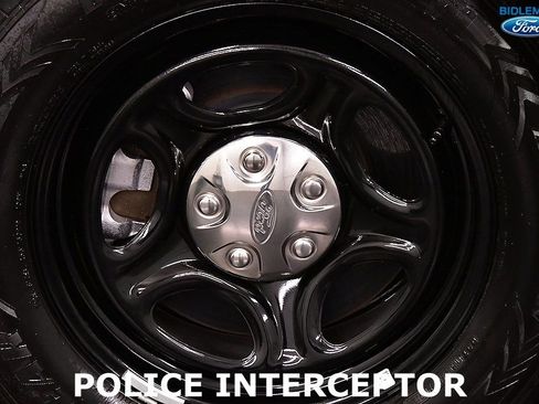 Used 2023 Ford Explorer 4WD Police Interceptor w/ Interior Upgrade Package image 9