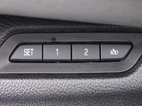 Used 2016 Cadillac Escalade Platinum AWD/4WD image 30