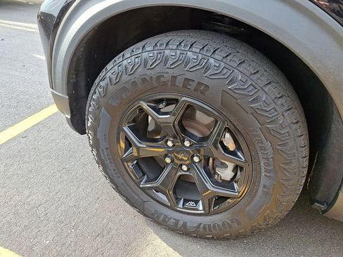 Used 2022 Ford Explorer Timberline image 4