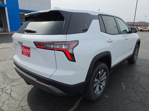 New 2026 Chevrolet Equinox LT image 5