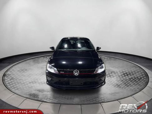 Used 2016 Volkswagen Jetta GLI SEL image 8