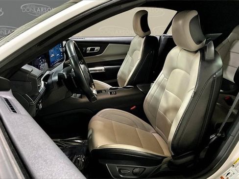 Used 2024 Ford Mustang GT Premium image 13