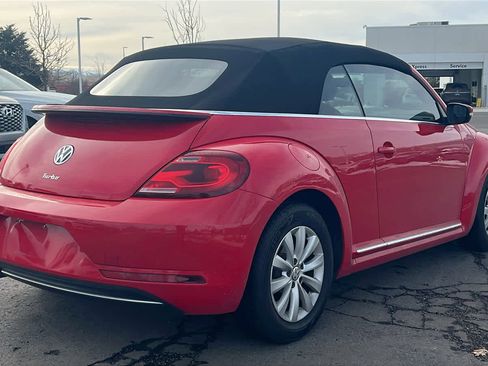 Used 2019 Volkswagen Beetle 2.0T S image 5