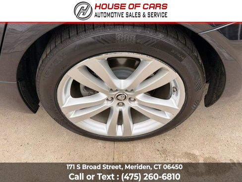 Used 2012 Jaguar XJ L RWD image 16