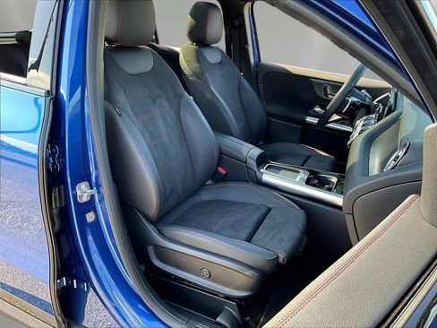 Certified 2025 Mercedes-Benz GLA 250 image 29