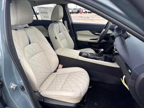 New 2026 Nissan Sentra SL w/ Floor Mat Package FWD image 10