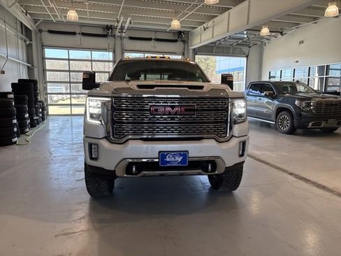 Used 2022 GMC Sierra 3500 Denali image 8