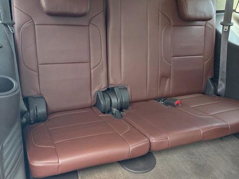 Used 2015 Chevrolet Tahoe LTZ RWD image 11